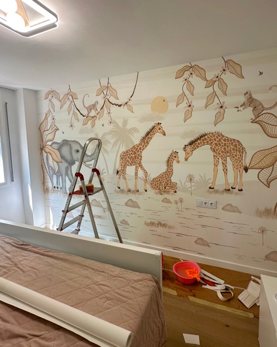 instalador mural infantil en Sant Cugat